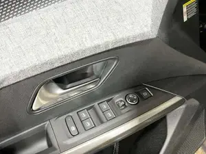 Peugeot 5008 Bild 16