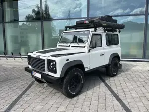 Land Rover Defender 90 TD5 Bild 2