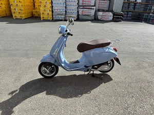 Vespa 125ccm Bild 2