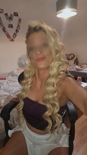 Jessy   blonde Locken, die Wien verführen Bild 2