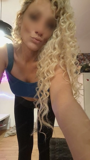 Jessy   blonde Locken, die Wien verführen Bild 3