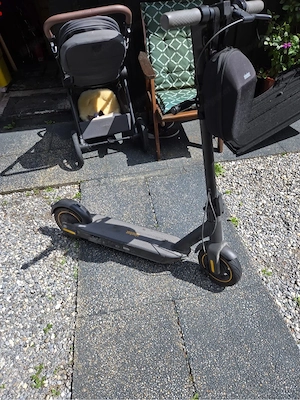 Electroscooter ninebot