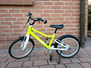 woom 3 inkl. Spritzschutz & Seitenständer