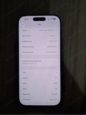 iPhone 17 grau Bild 3