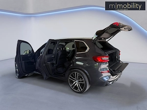BMW X5 xDrive 30d M Sport  Bild 6