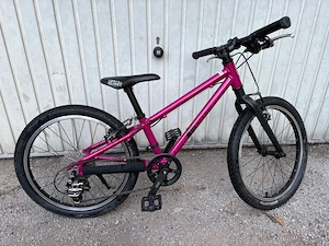 Mädchen Fahrrad