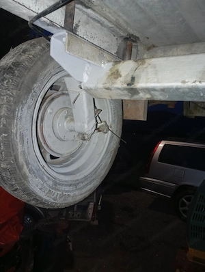 Anhänger ungebremst kein TÜV  Bild 2