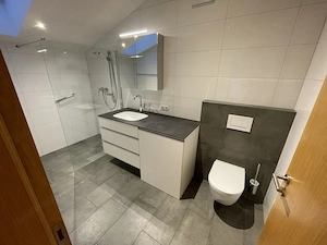 Wohnung zu Vermieten Bild 2