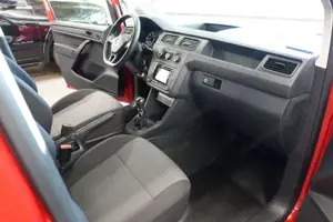 VW Caddy Bild 9