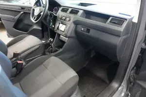 VW Caddy Bild 9