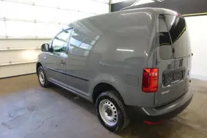 VW Caddy Bild 18