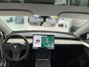 Tesla Model Y Bild 12