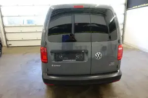 VW Caddy Bild 17