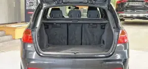 BMW 330 Bild 9