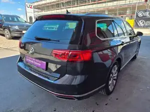 Volkswagen Passat Bild 8