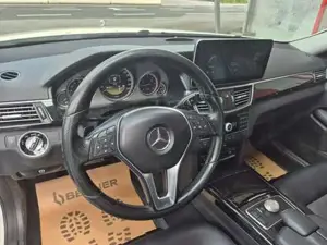 Mercedes-Benz E 220 Bild 13