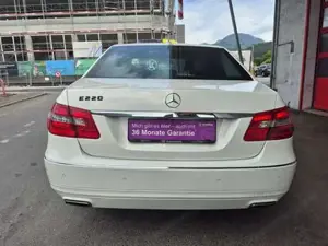 Mercedes-Benz E 220 Bild 7
