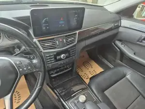 Mercedes-Benz E 220 Bild 14
