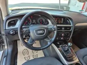 Audi A4 Bild 14