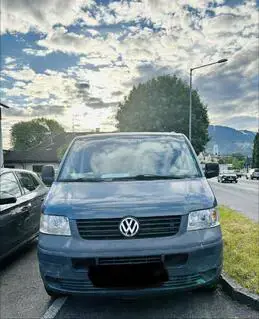 VW Caravelle Bild 2
