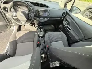 Toyota Yaris Bild 8