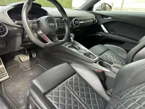 Audi TT Bild 8