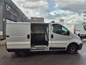 Opel Vivaro Bild 13