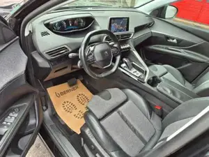 Peugeot 3008 Bild 11