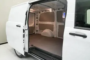 Mercedes-Benz eVito 112 Kasten Lang Navi KAM SpurW SpurH LM Bild 11