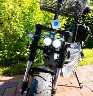 E-Scooter Eletroroller mit Sitz Wandler L E Bild 3