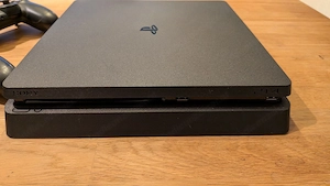 PlayStation 4 Slim 500 GB inkl. 2 Controller und 15 Spiele Bild 4
