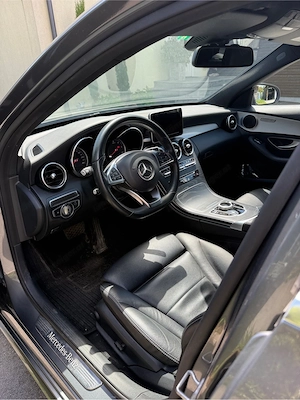 Mercedes C200d AMG line Bild 3