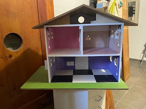 puppenhaus Bild 2
