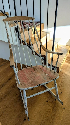 Original schwedischer Design-Schaukelstuhl  Grandessa    Vintage-Upcycling-Projekt