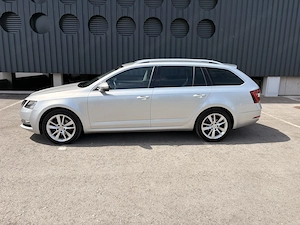 SKODA OCTAVIA Combi Style Limited 2.0 TDI DSG  -->gepflegt & zuverlässig<-- Bild 3