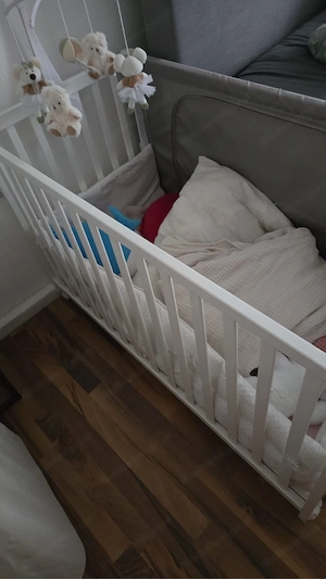 Babybett unbenutzt Bild 2