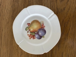 Porzellanschale mit Teller Bild 5