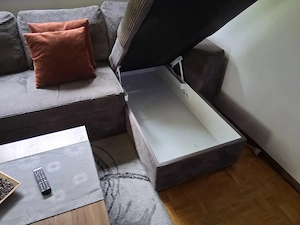Komplette Couchgarnitur inklu. Tisch Bild 2