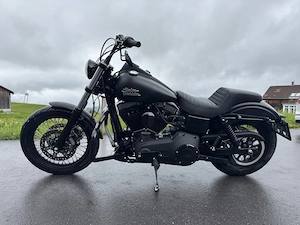 Harley Davidson Street Bob  Bild 4