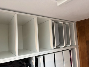 IKEA PAX Kleiderschrank Regalmodul 50x58x201 cm weiß mit 5 Böden & Körben Bild 2