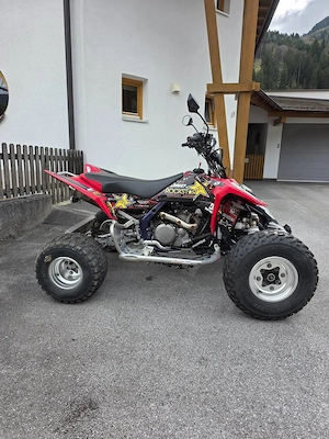 Suzuki LT -R 450 Quad Bild 2
