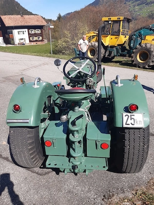 Oldtimer Traktor, Hürlimann D 200, Baujahr 1955 Bild 3