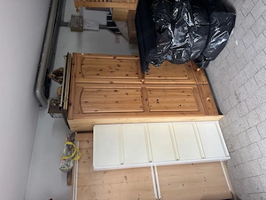 Vollholz Möbel 2 * Schrank Kleiderschrank 1 Einzelbett usw.  . Bild 2