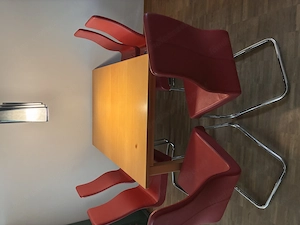 Esstisch inklusive 6 Stühlen