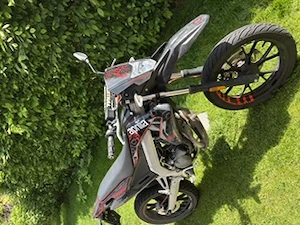 Aprilia SX 50ccm Bild 2