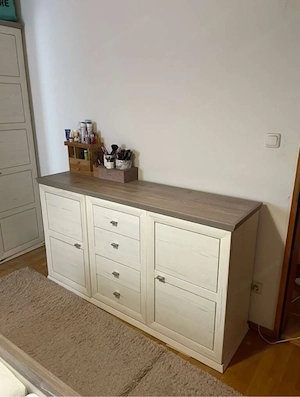 Sideboard 