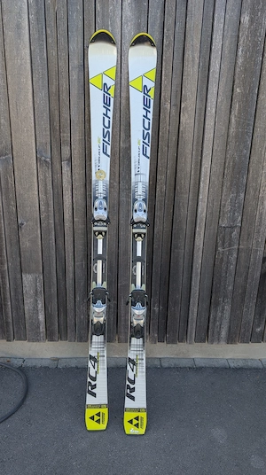 Schi Fischer RC4