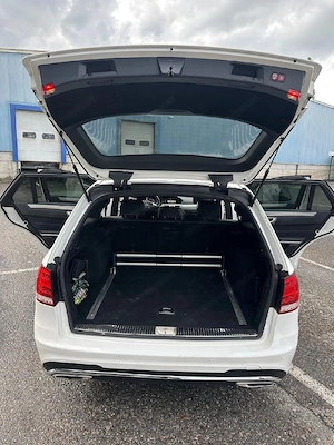 Mercedes Benz E 220 CDI Luftfahrwerk Automatik Baujahr 2013 Bild 9