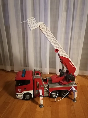 4 x Bruder Fahrzeuge alle zusammen Bild 3