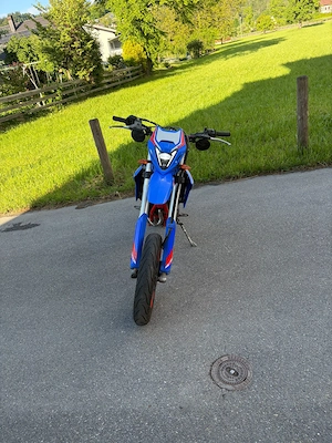 Supermoto Beta RR 4T 125R 2023 Bild 2